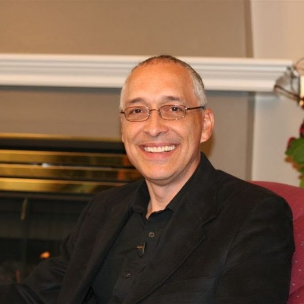 David Berceli, Ph.D. er en international ekspert inden for stress, traumer og konflikthåndtering.